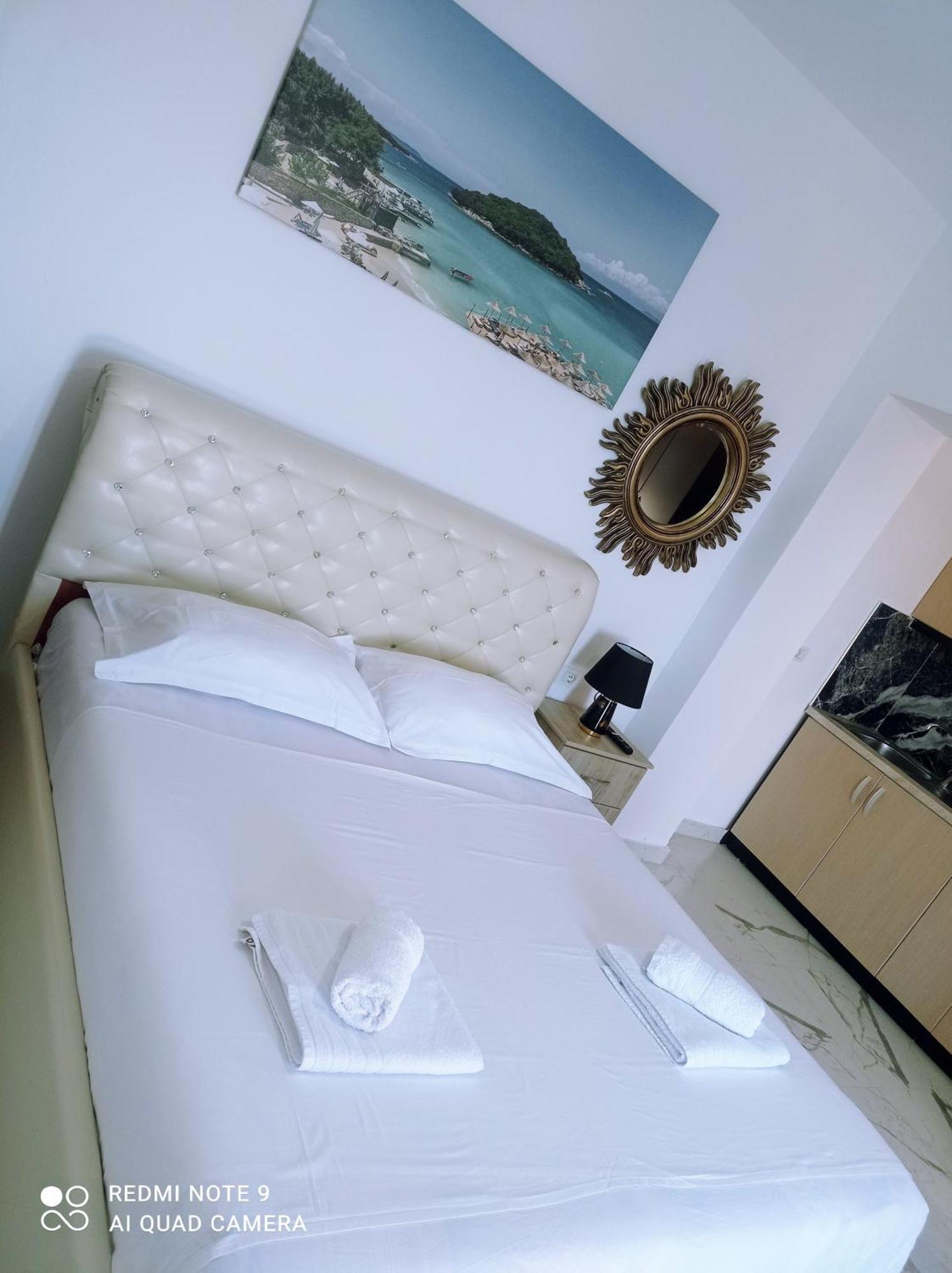 Amar Seaside Apartment Ksamil Exterior photo